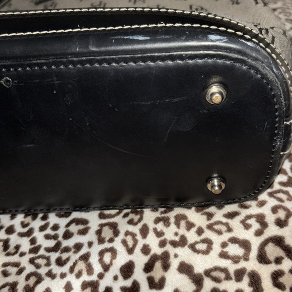 Dooney & Bourke - Picture 15 of 16